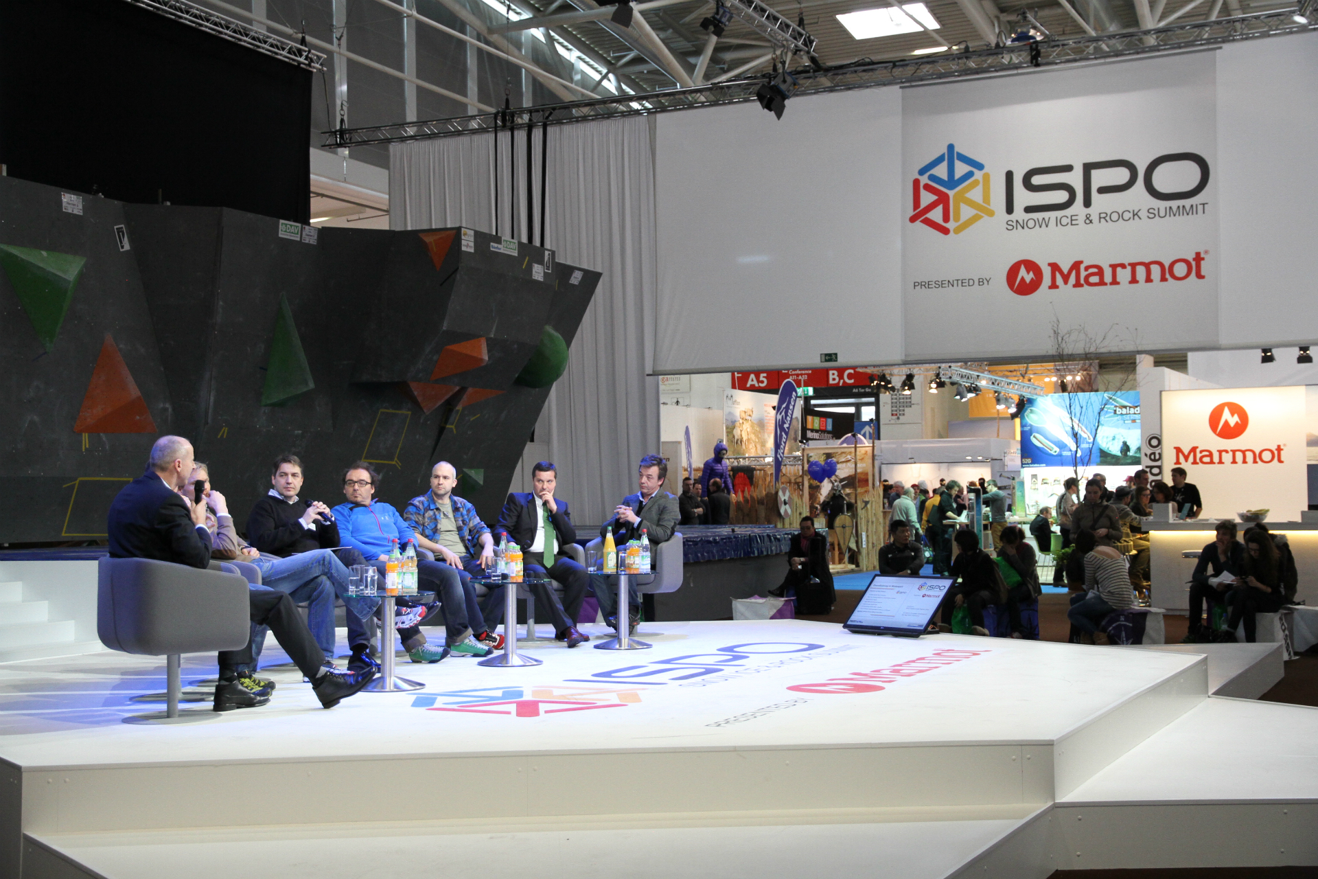 ISPO_1920x1280_Podium